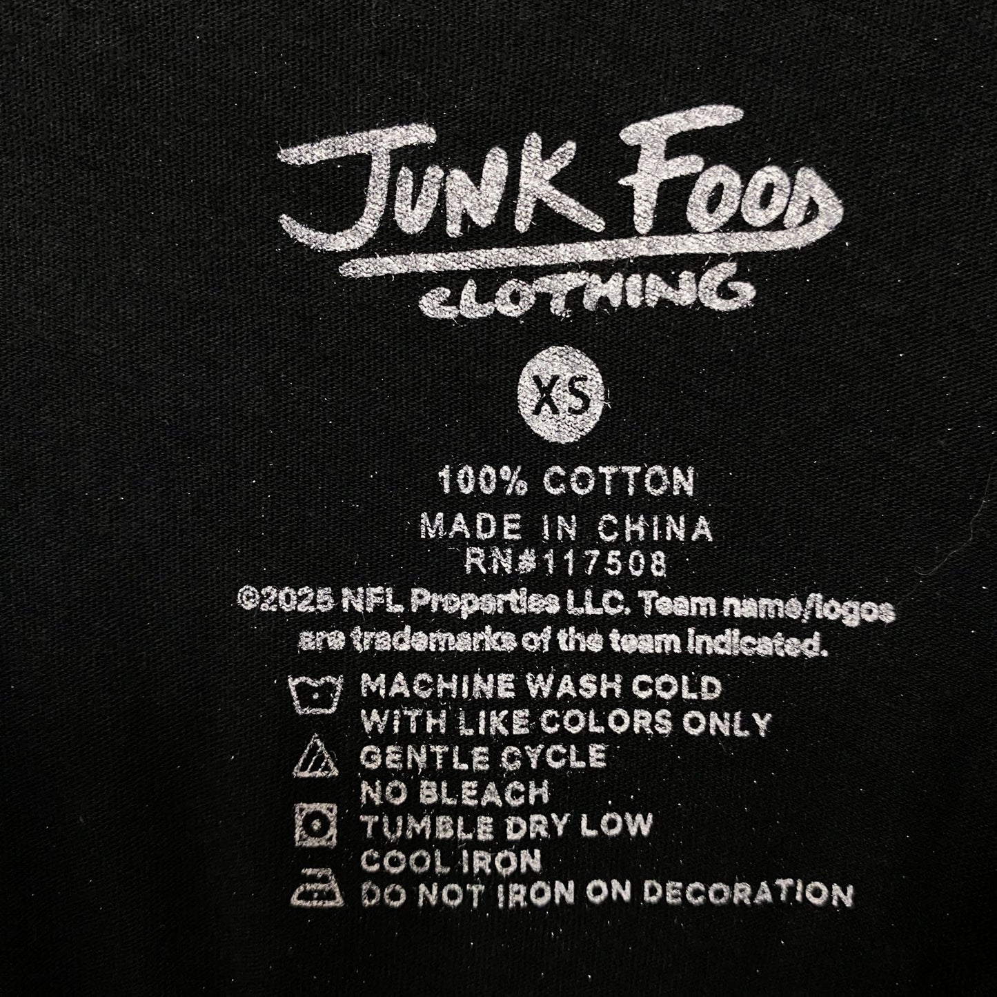 Junk Food Clothing Philadelphia Eagles Timeout Long Sleeve Crop Tee XS