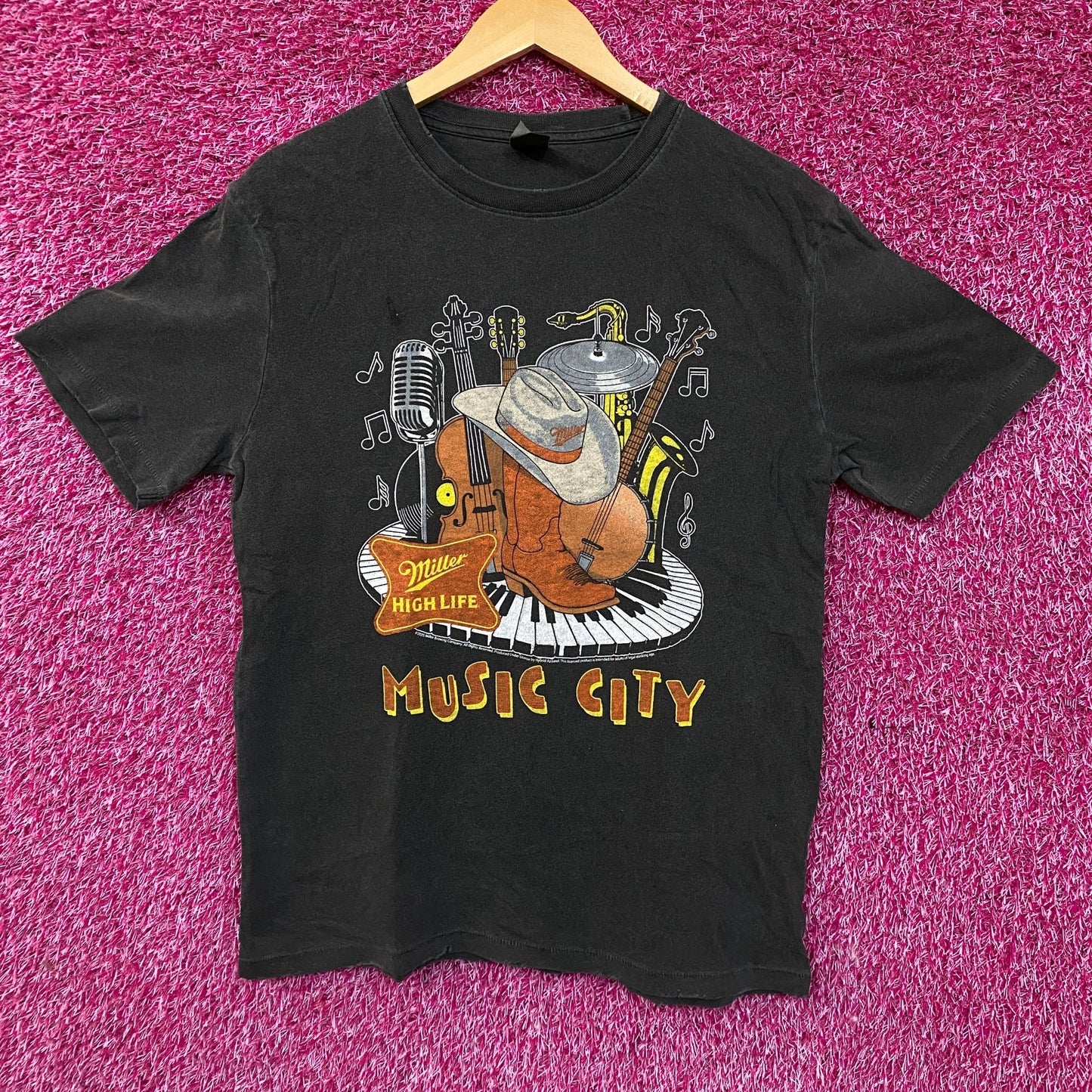 Miller High Life Music City Vintage Style Graphic T-Shirt Medium