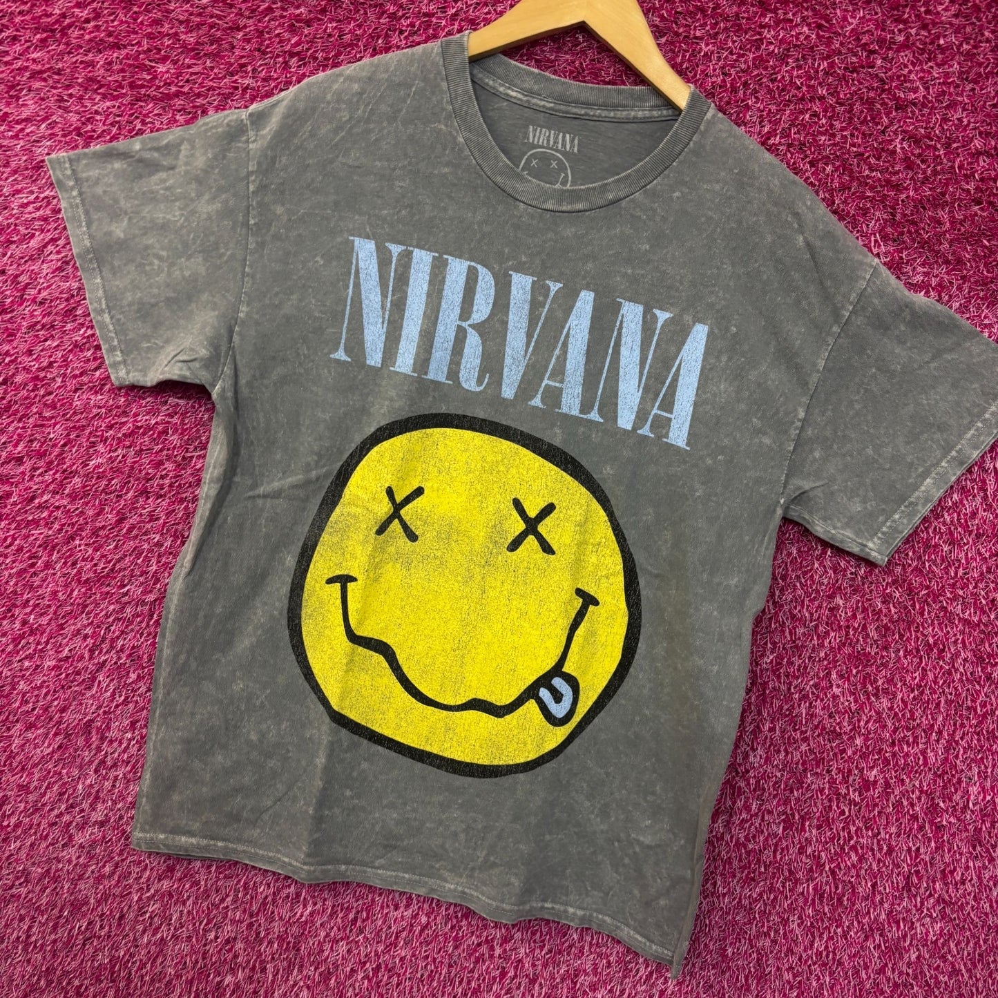 Nirvana Nevermind Smiley Face mineral wash tshirt size large