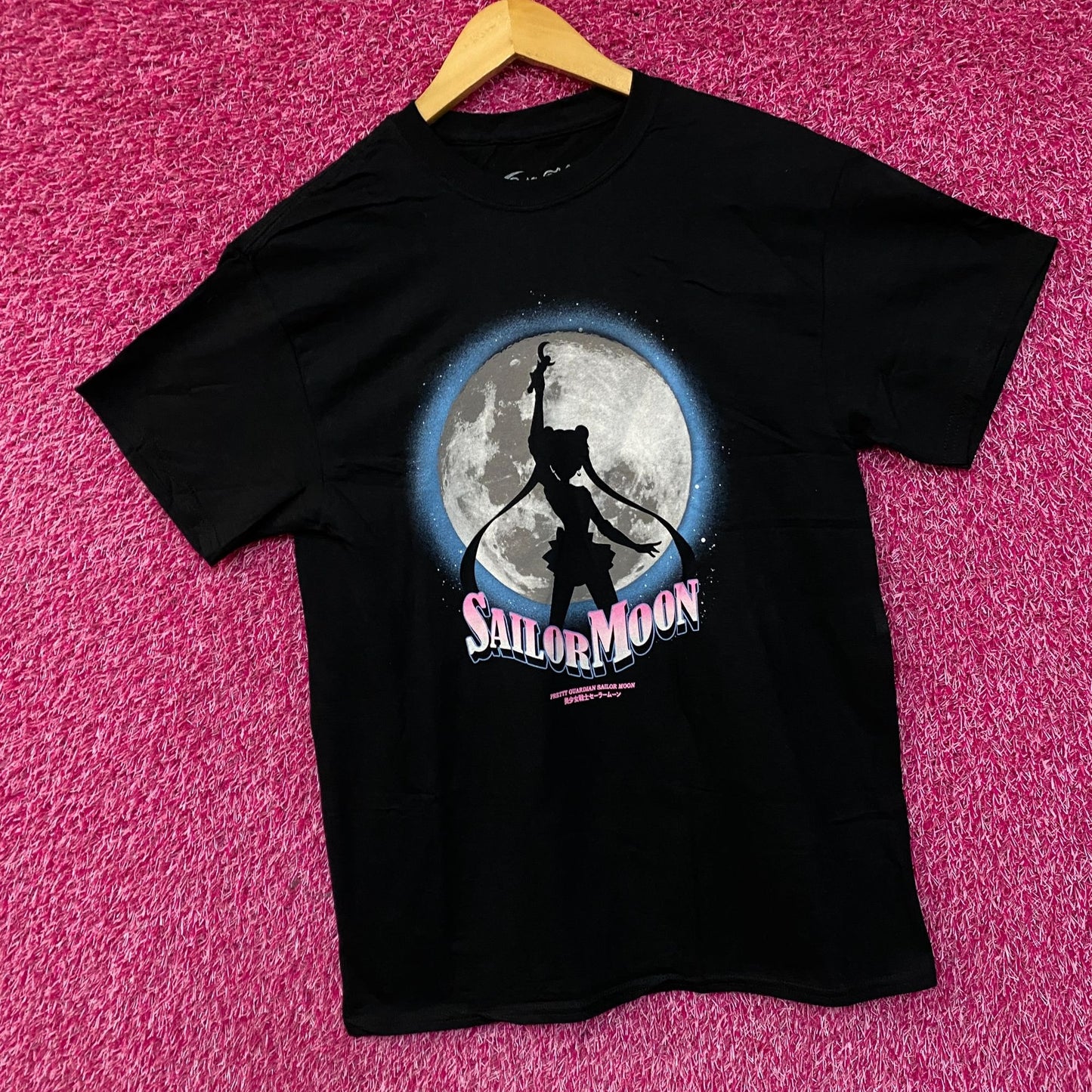 Pretty Guardian Sailor Moon Silhouette Anime T-Shirt Medium