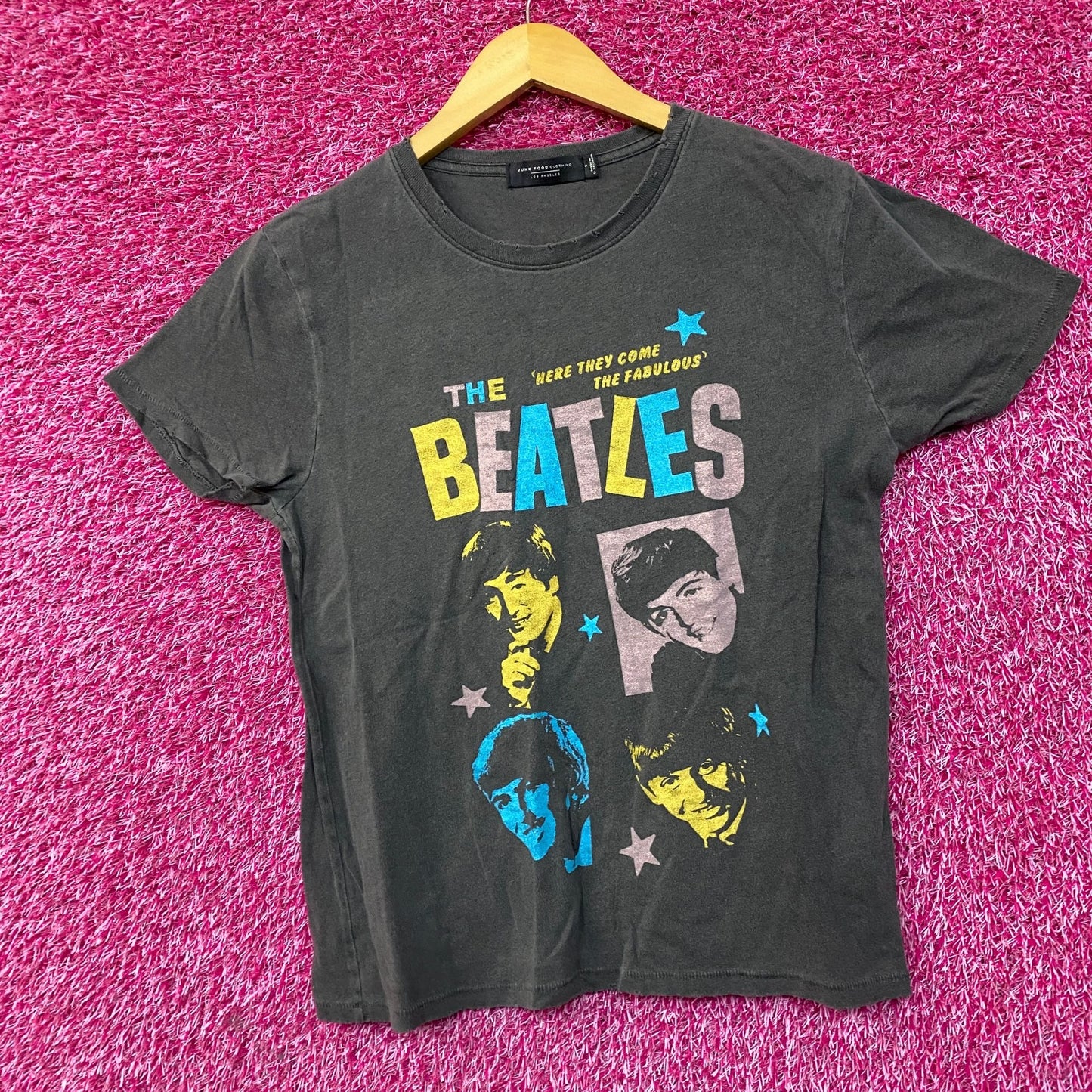 The Beatles Here They Come The Fabulous Beatles Retro Style T-Shirt Small