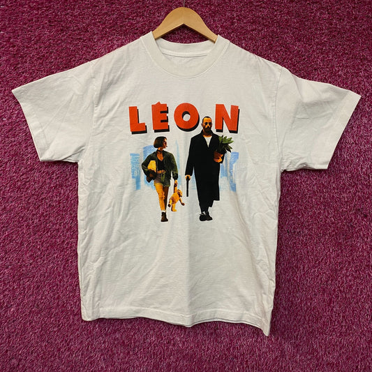 Léon: The Professional Léon and Mathilda Movie T-Shirt Large