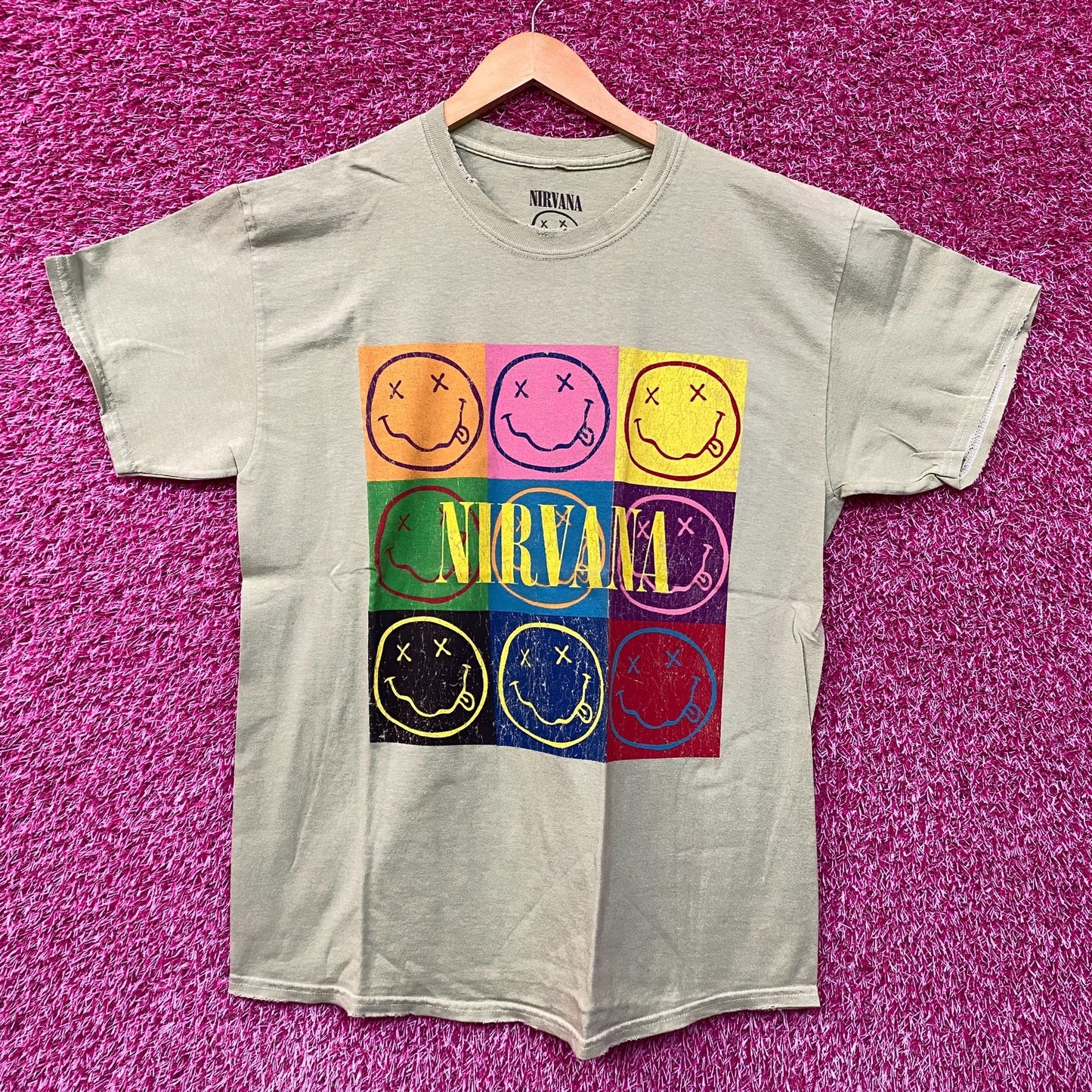 Nirvana Nevermind Pop Art Grunge Tshirt size Medium