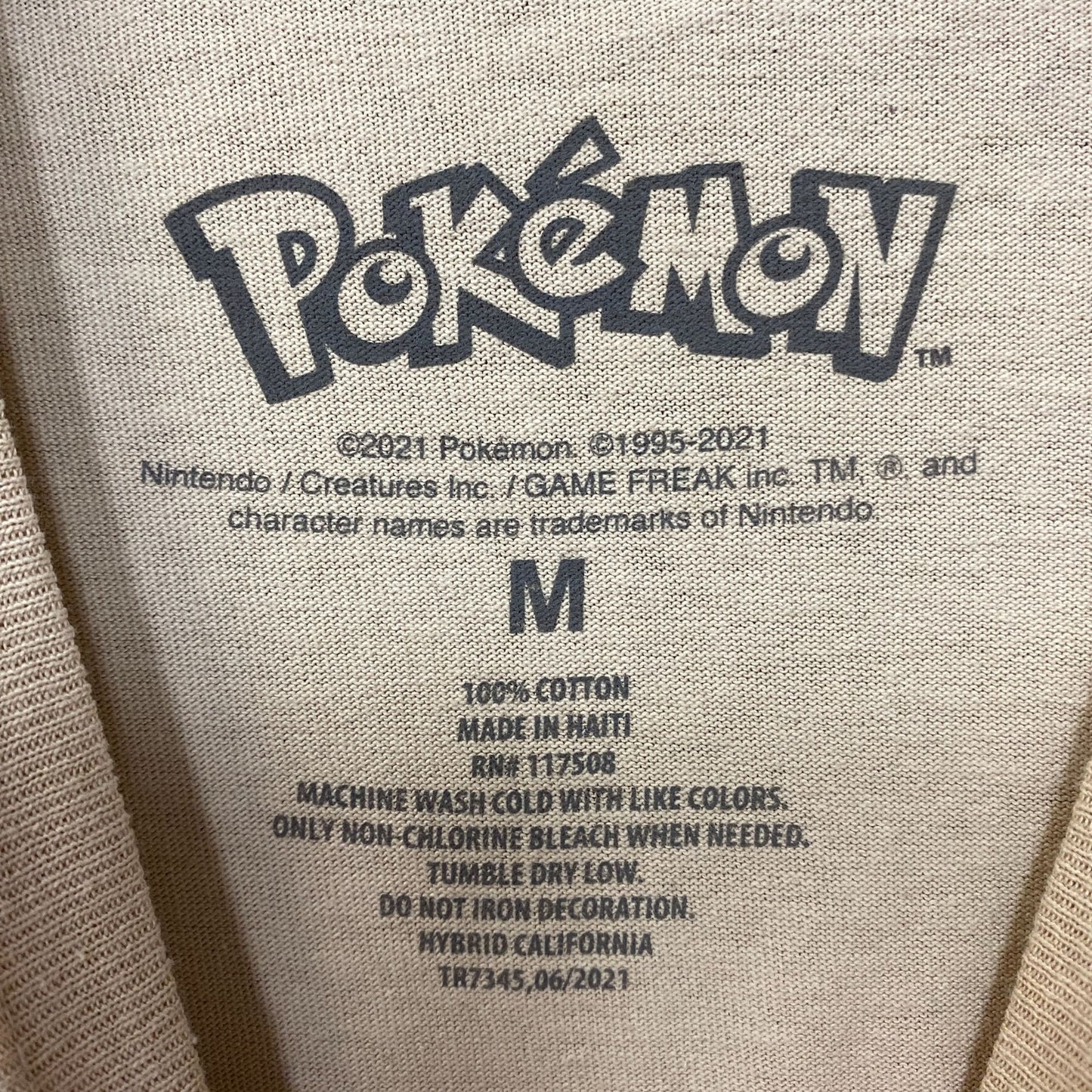 Pokemon Pikachu #025 Gotta Catch 'Em All T-Shirt Medium