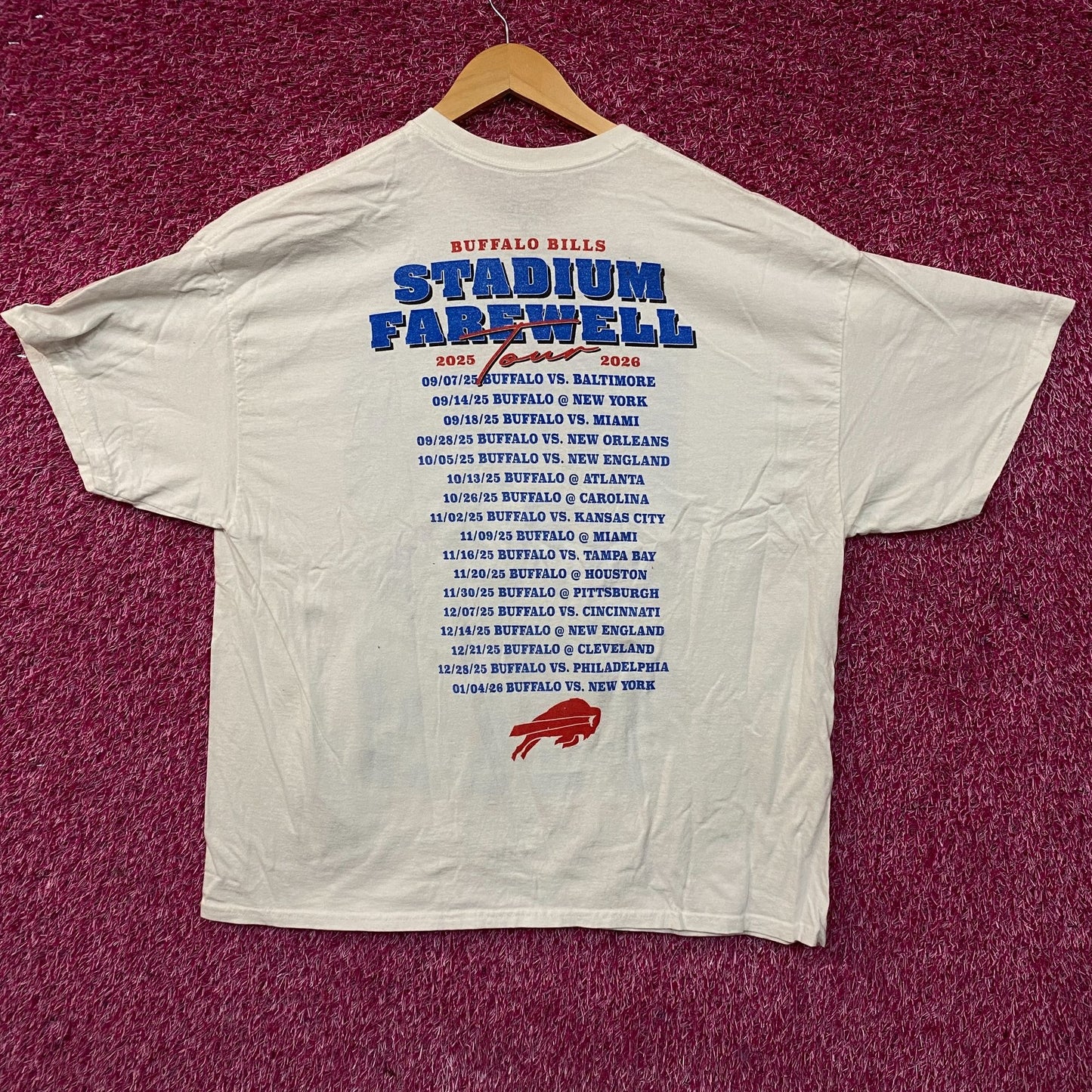 Junk Food Clothing Buffalo Bills Stadium Farewell Tour Graphic T-Shirt XL