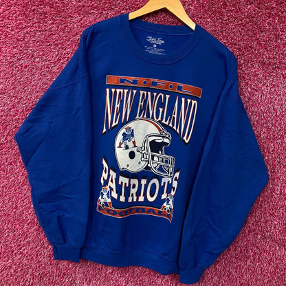 Junk Food Clothing New England Patriots Helmet Flea Market Crew Fleece Large