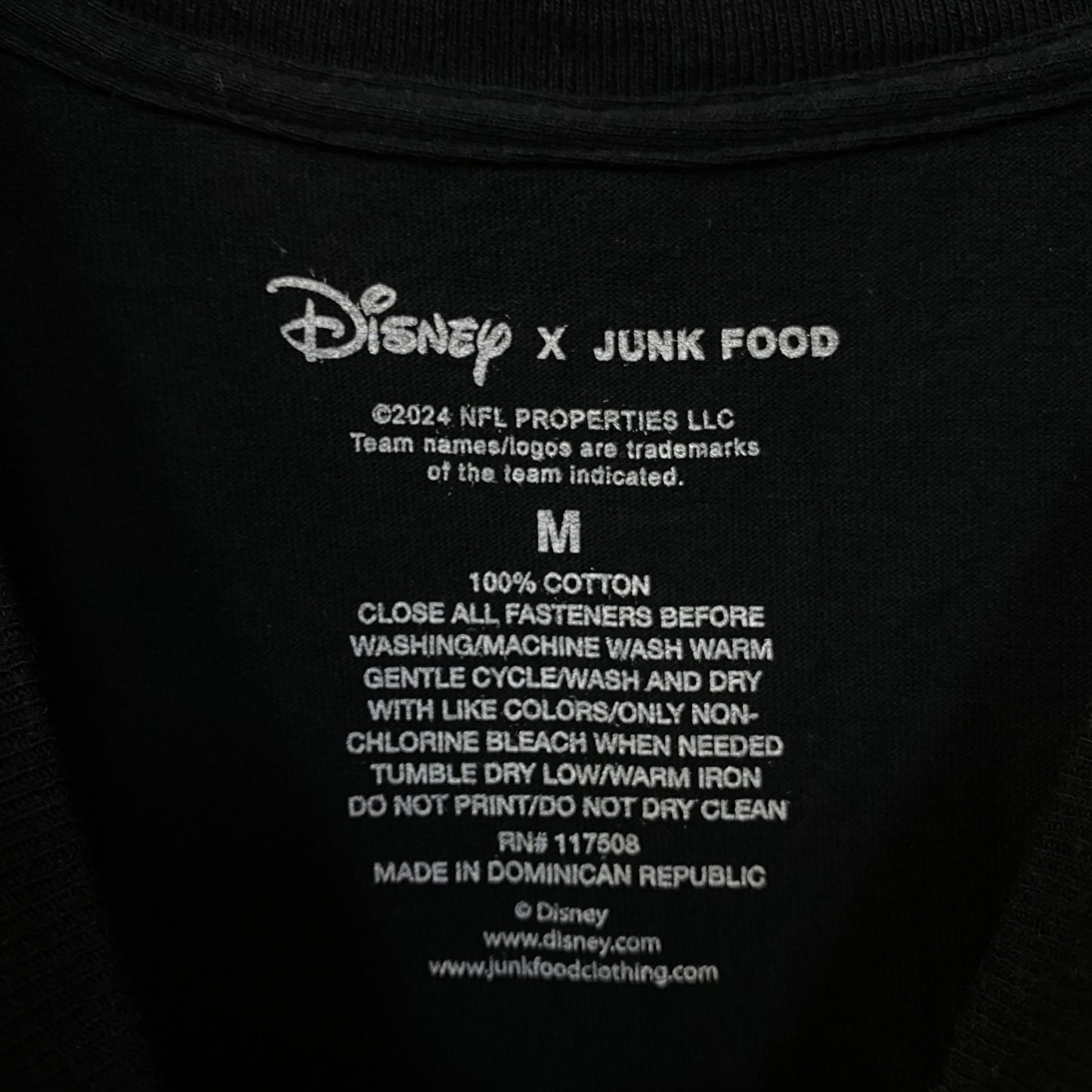 Disney x Junk Food NFL Detroit Lions Mickey Mouse Kick Back Shirt Medium