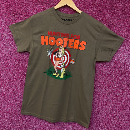 Hooters Hunting for Hooters Vintage Style T-shirt Medium