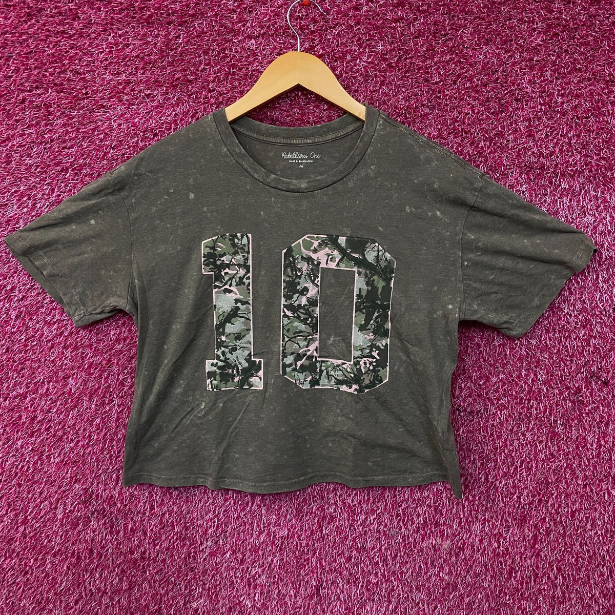 Rebellious One Grey Pink Camo Varsity Number 10 Mineral Wash Crop T-Shirt Medium