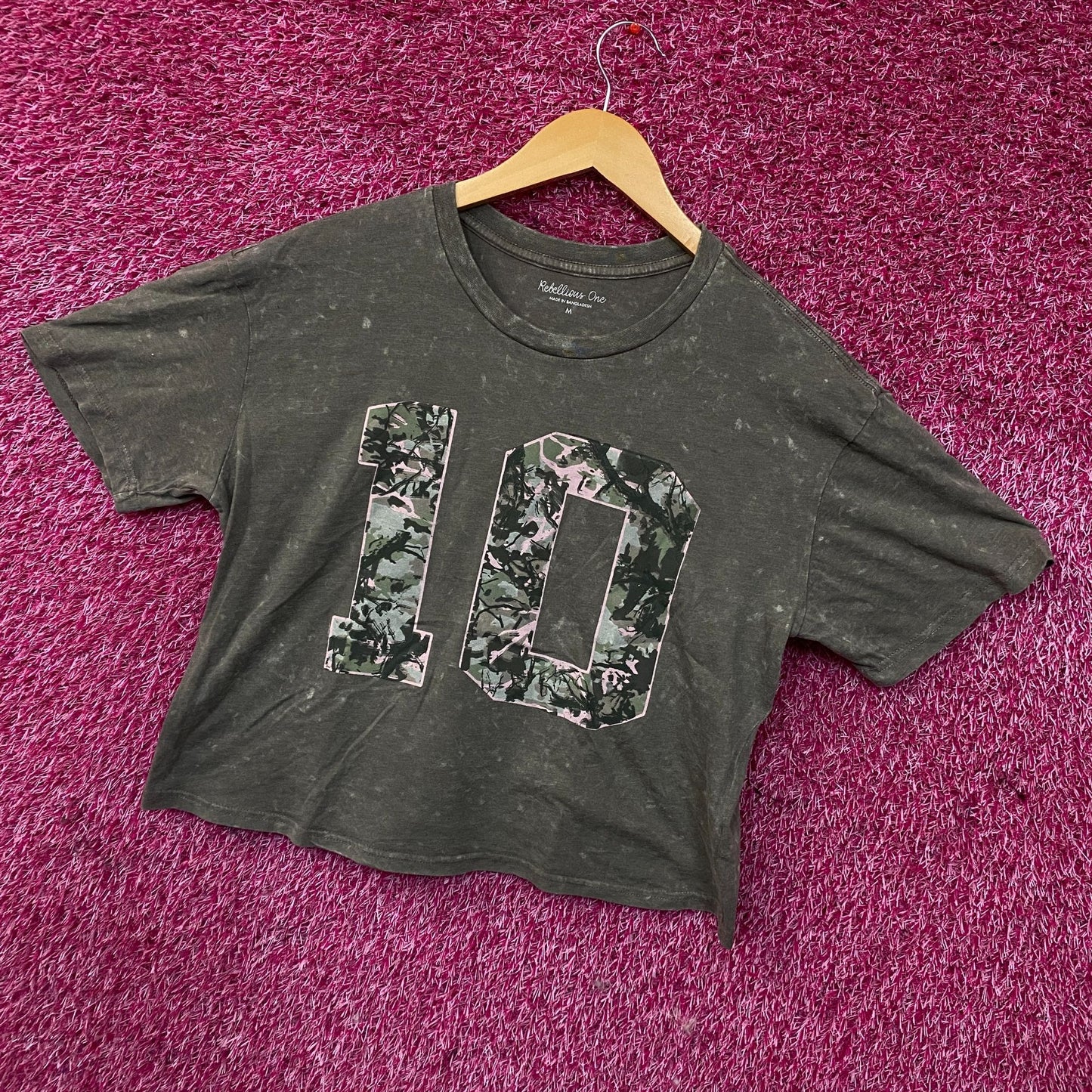 Rebellious One Grey Pink Camo Varsity Number 10 Mineral Wash Crop T-Shirt Medium