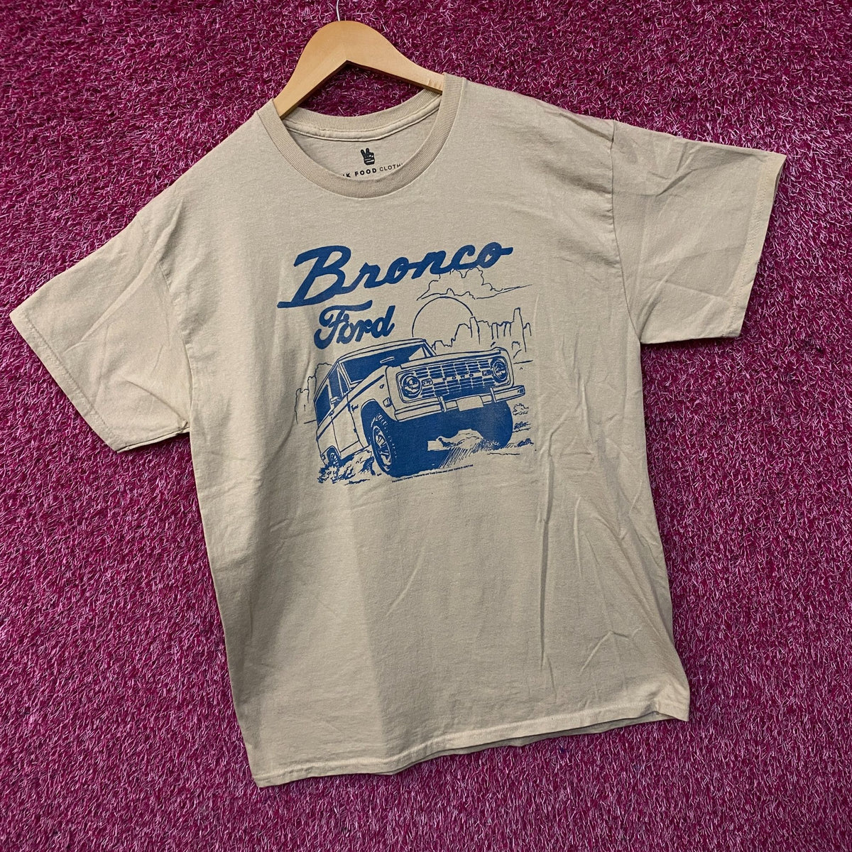 Junk Food Clothing Ford Bronco Vintage Style Graphic Tee Medium