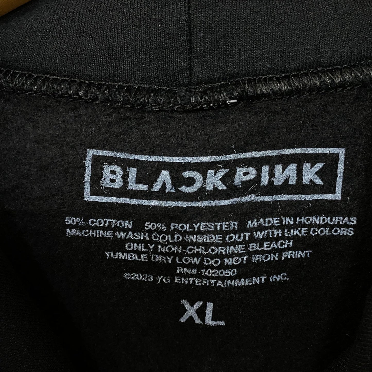 Black Pink Pink Venom hoodie size XL