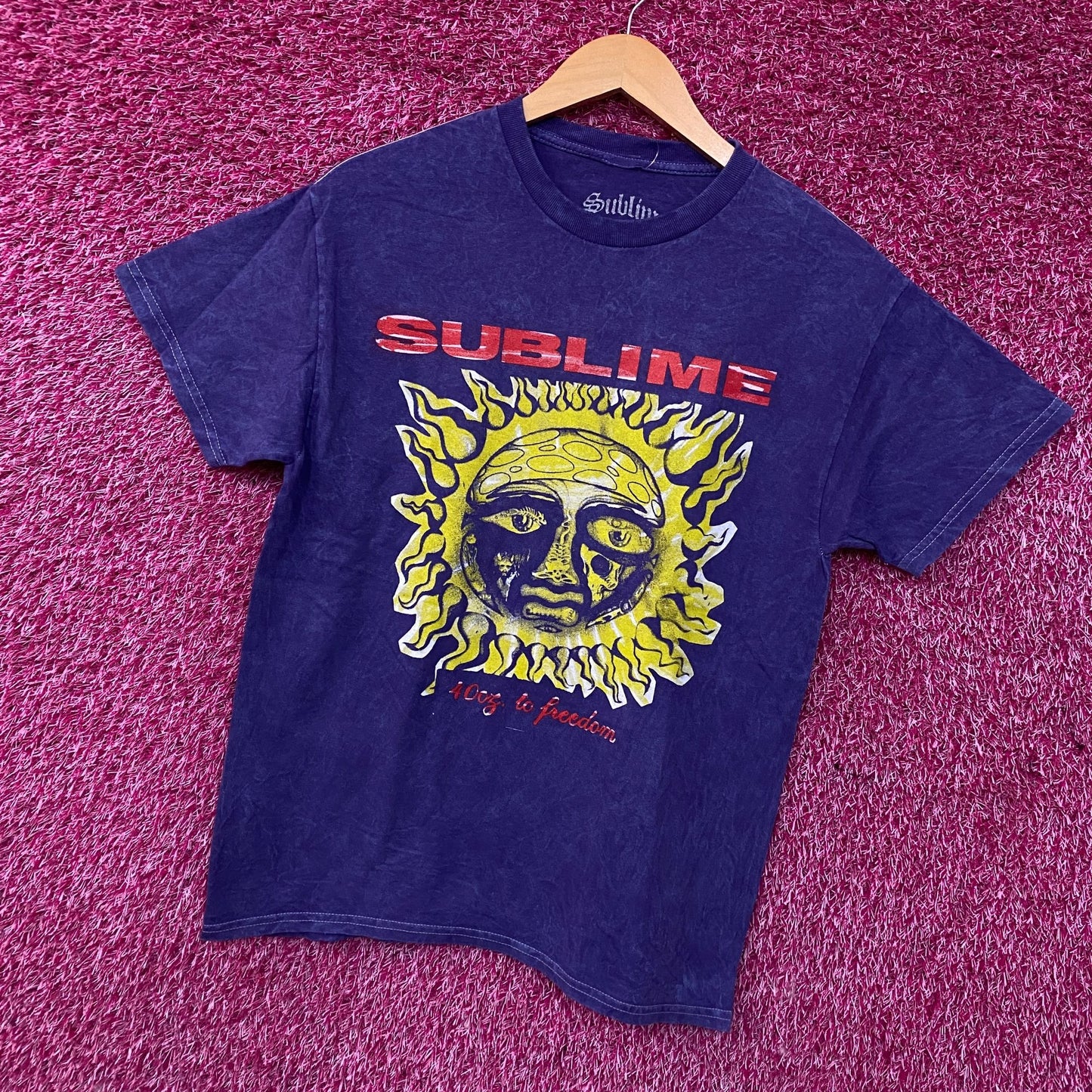 Sublime 40 Oz. To Freedom Sun Logo Graphic T-Shirt Medium