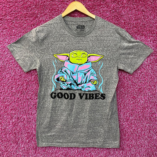 Star Wars The Mandalorian Grogu Good Vibes Graphic T-Shirt Small
