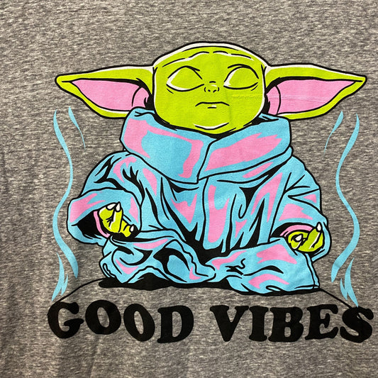 Star Wars The Mandalorian Grogu Good Vibes Graphic T-Shirt Small