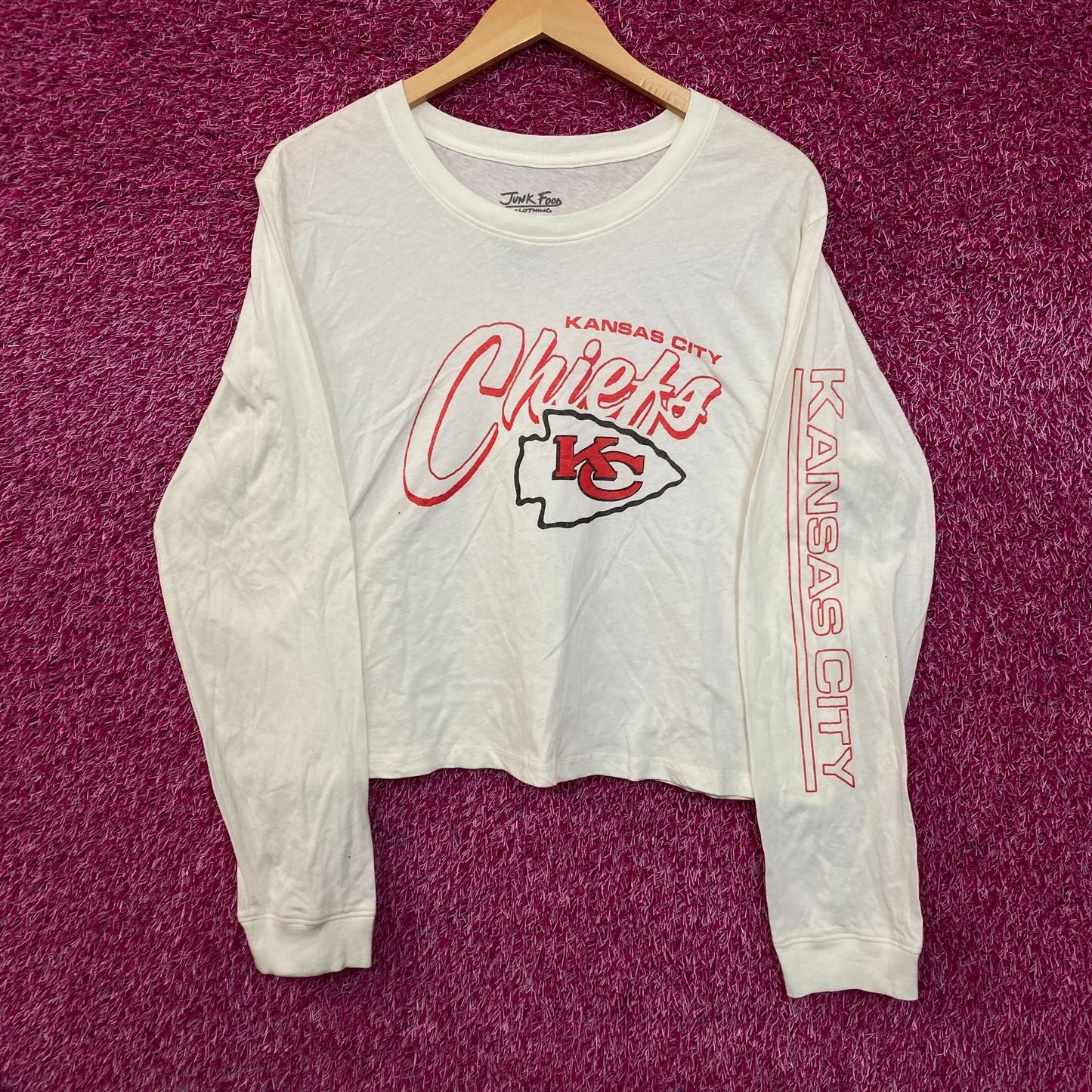 Junk Food NFL Kansas City Chiefs Long Sleeve Cropped T-Shirt Large