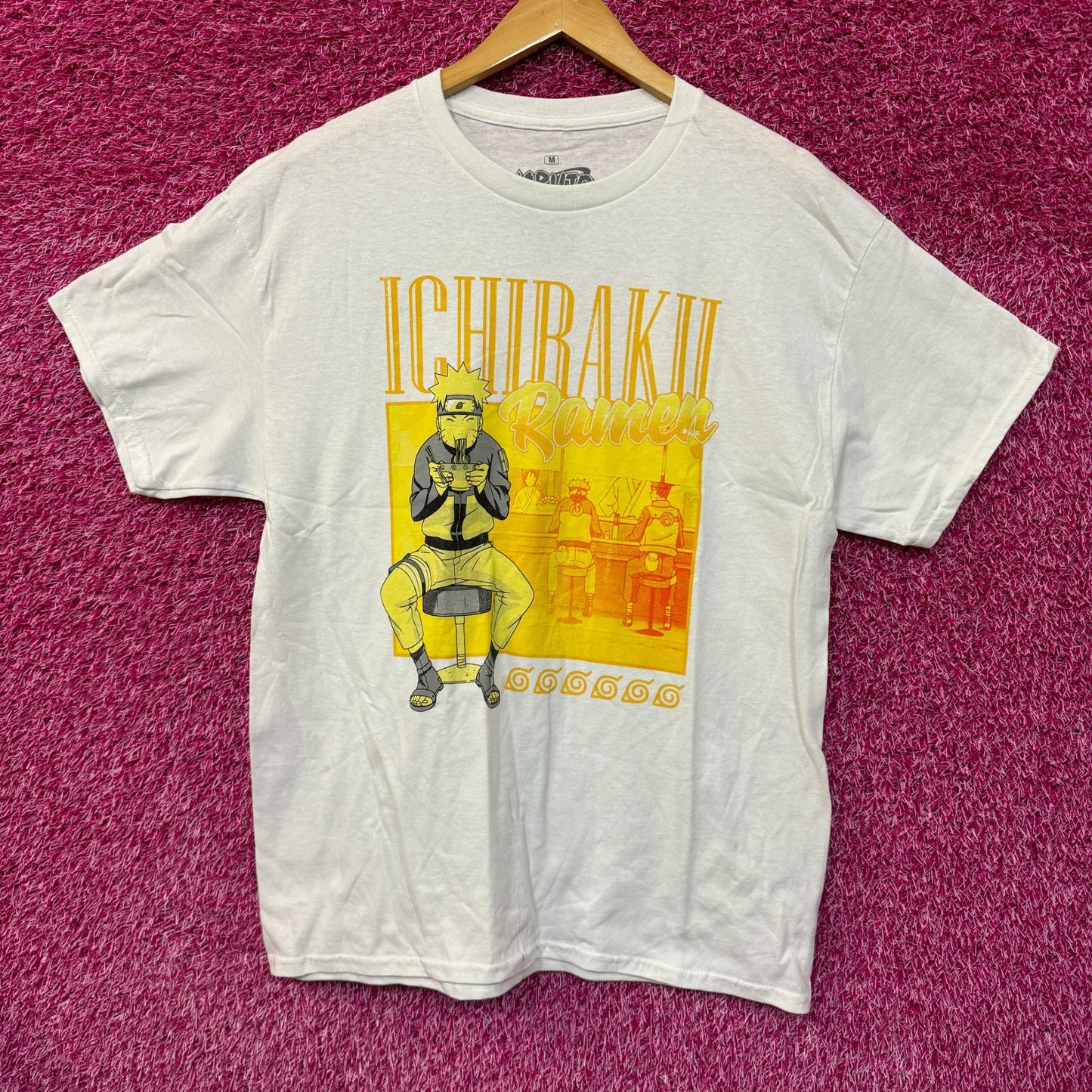 Ichiraku Ramen Naruto T-shirt size medium