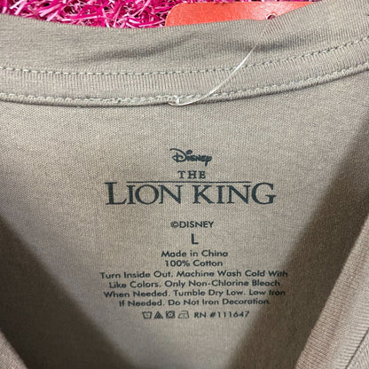 Disney The Lion King Timon , Pumbaa & Simba Animated Movie T-Shirt Large