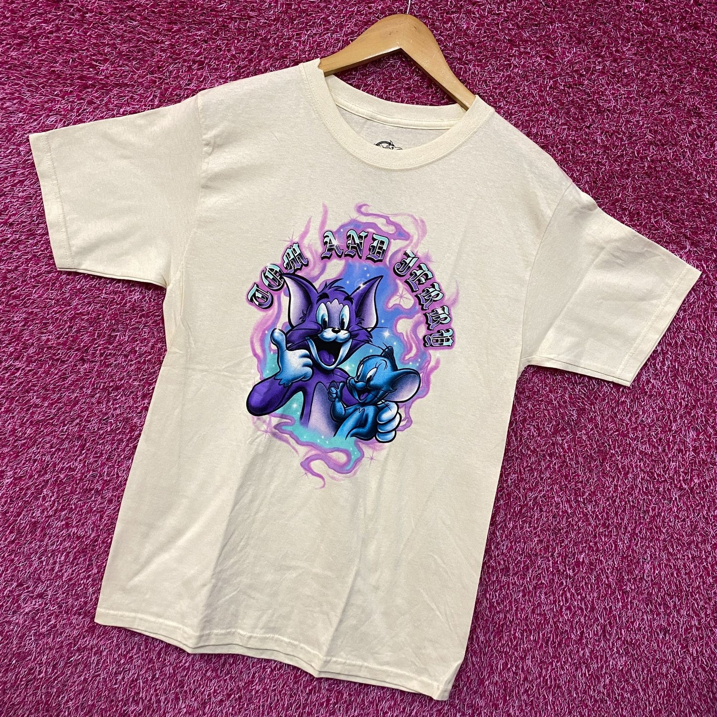 Tom and Jerry Airbrushed Cartoon Tshirt size medium