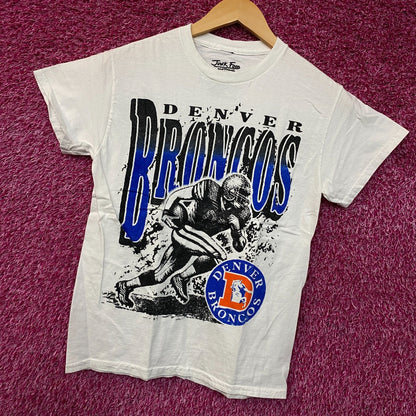 Junk Food Clothing NFL Denver Broncos Rushing Flea Market T-Shirt XS