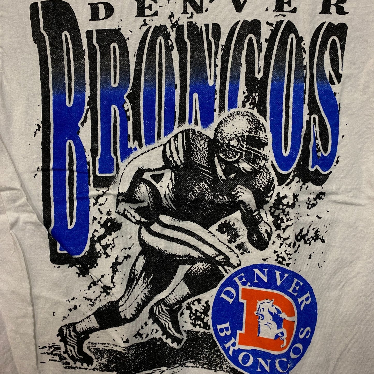Junk Food Clothing NFL Denver Broncos Rushing Flea Market T-Shirt XS