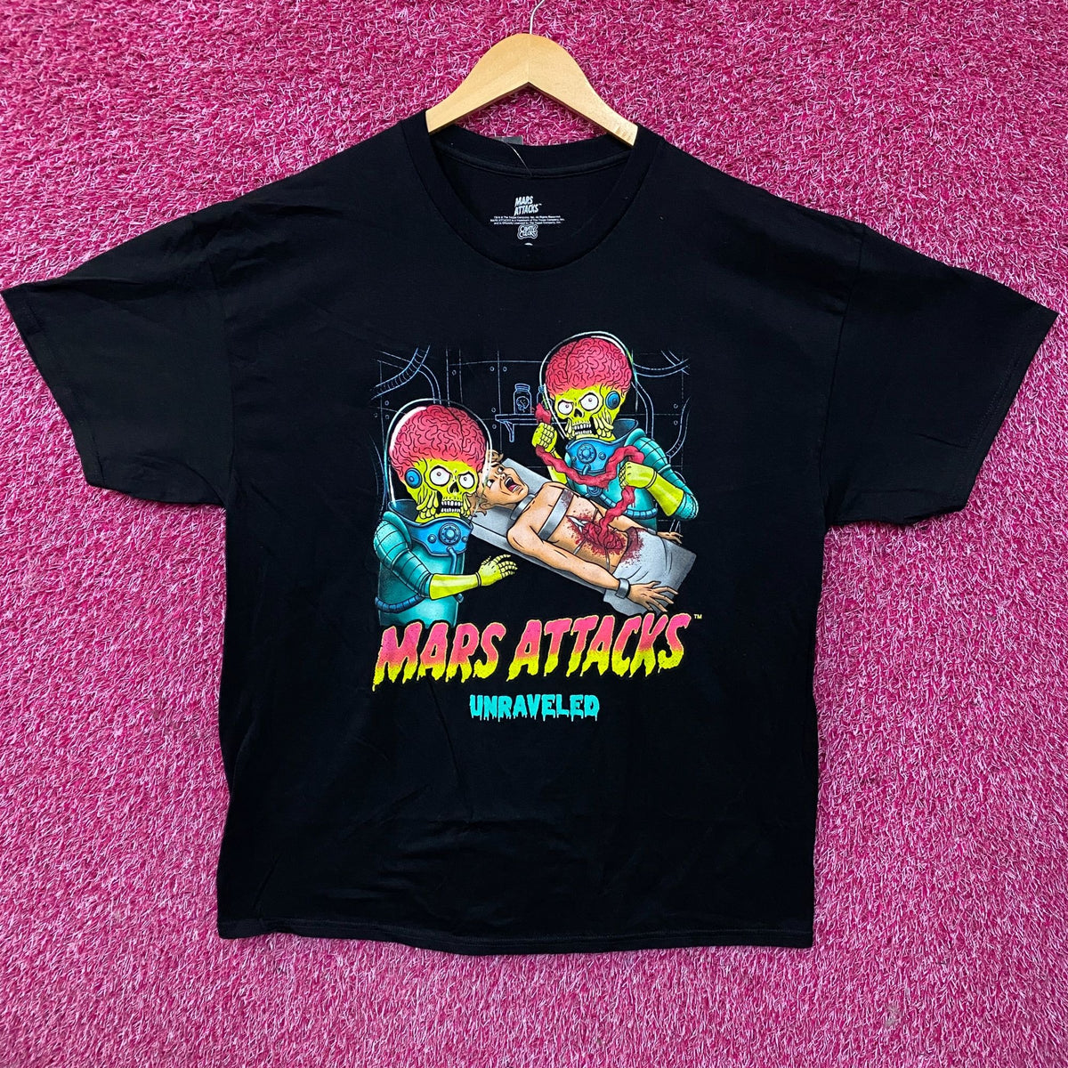 Mars Attacks "Unraveled" Graphic T-Shirt XL