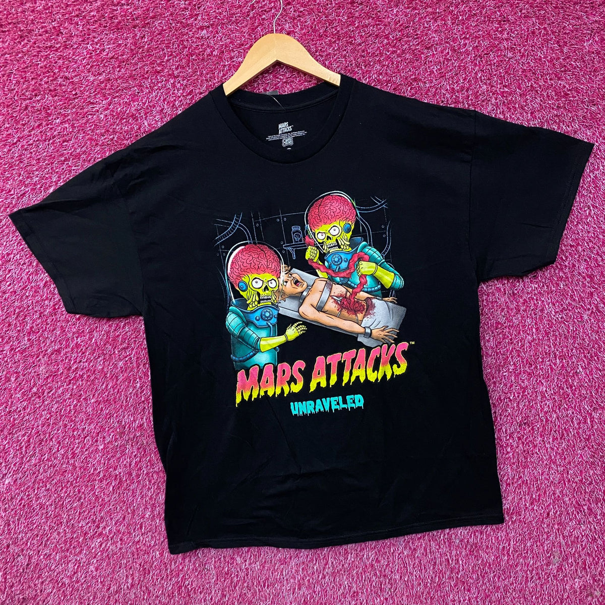 Mars Attacks "Unraveled" Graphic T-Shirt XL