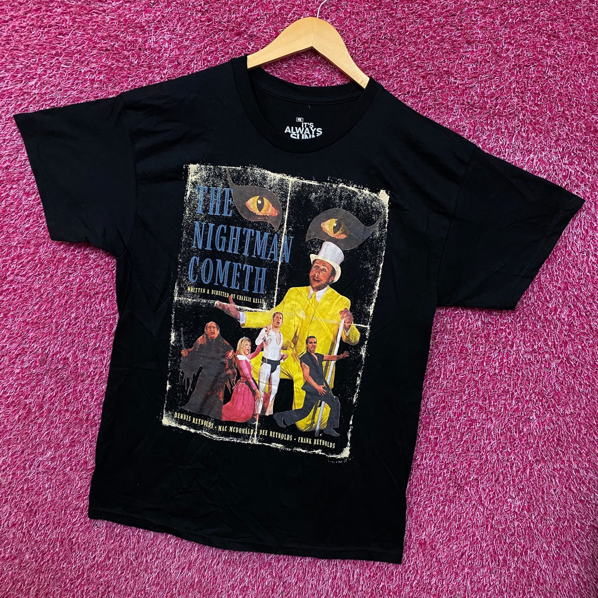 It's Always Sunny in Philadelphia The Nightman Cometh Graphic T-Shirt Large