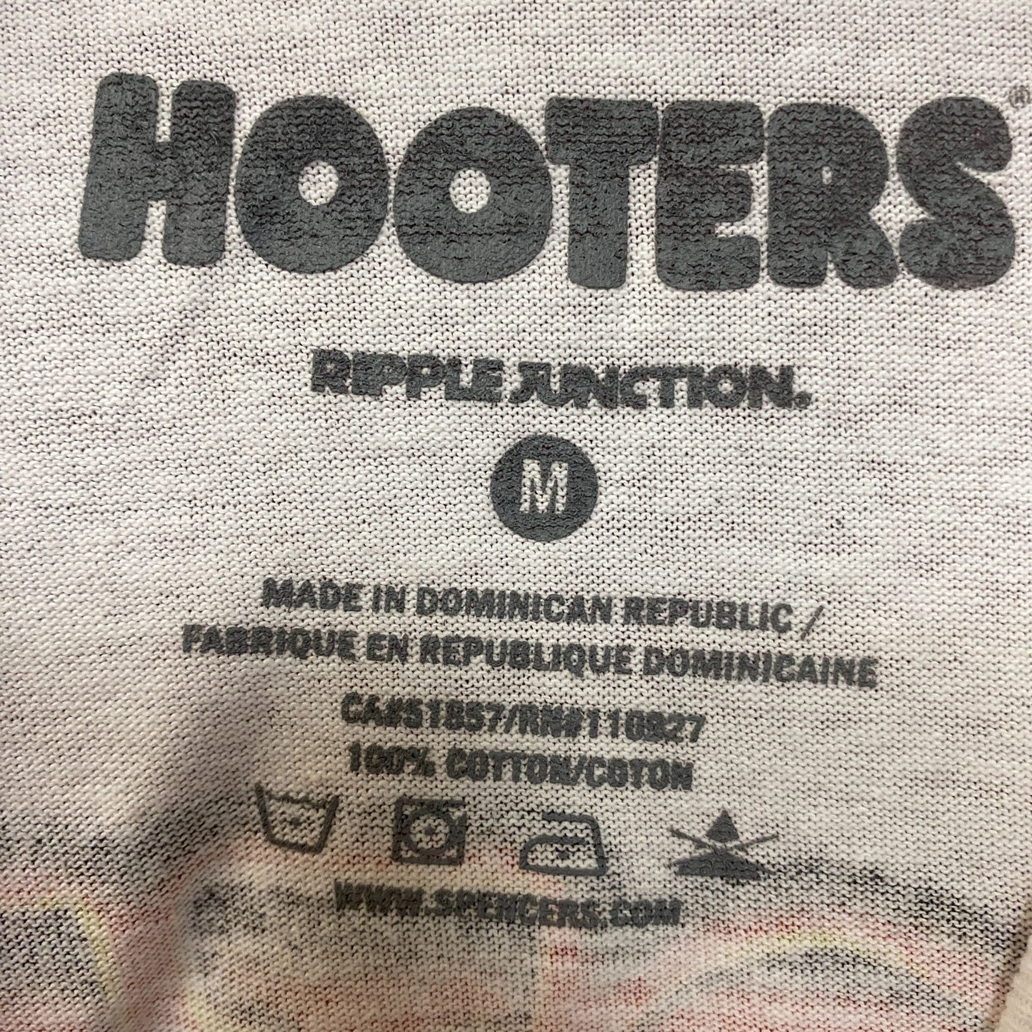 Hooters Delightfully Tacky Yet Unrefined T-Shirt Medium