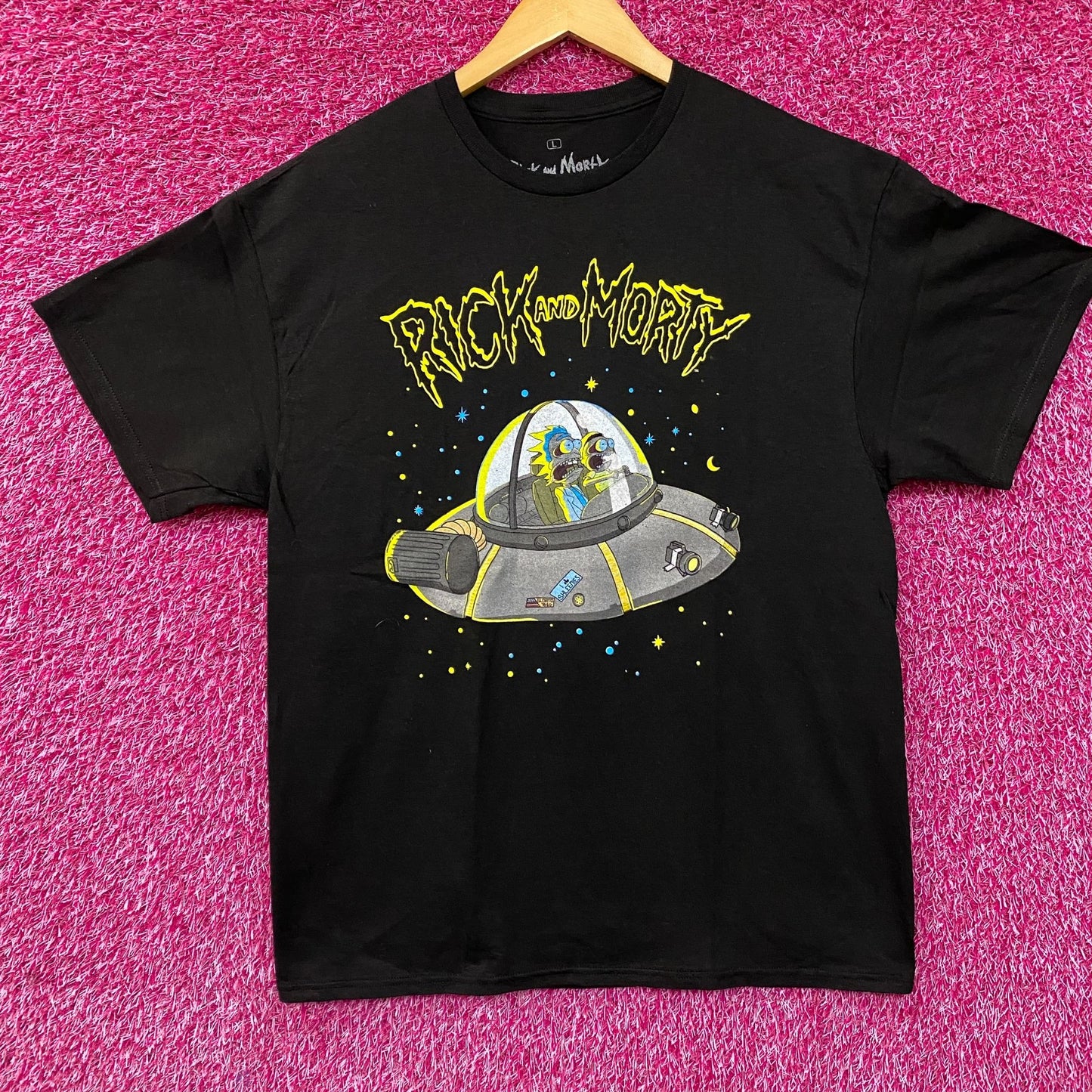 Adult Swim Rick and Morty Spaceship Graphic Design T-Shirt Large