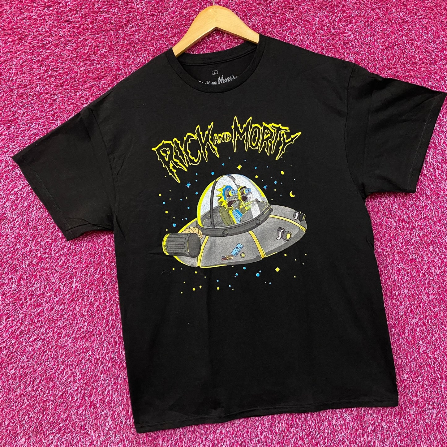 Adult Swim Rick and Morty Spaceship Graphic Design T-Shirt Large
