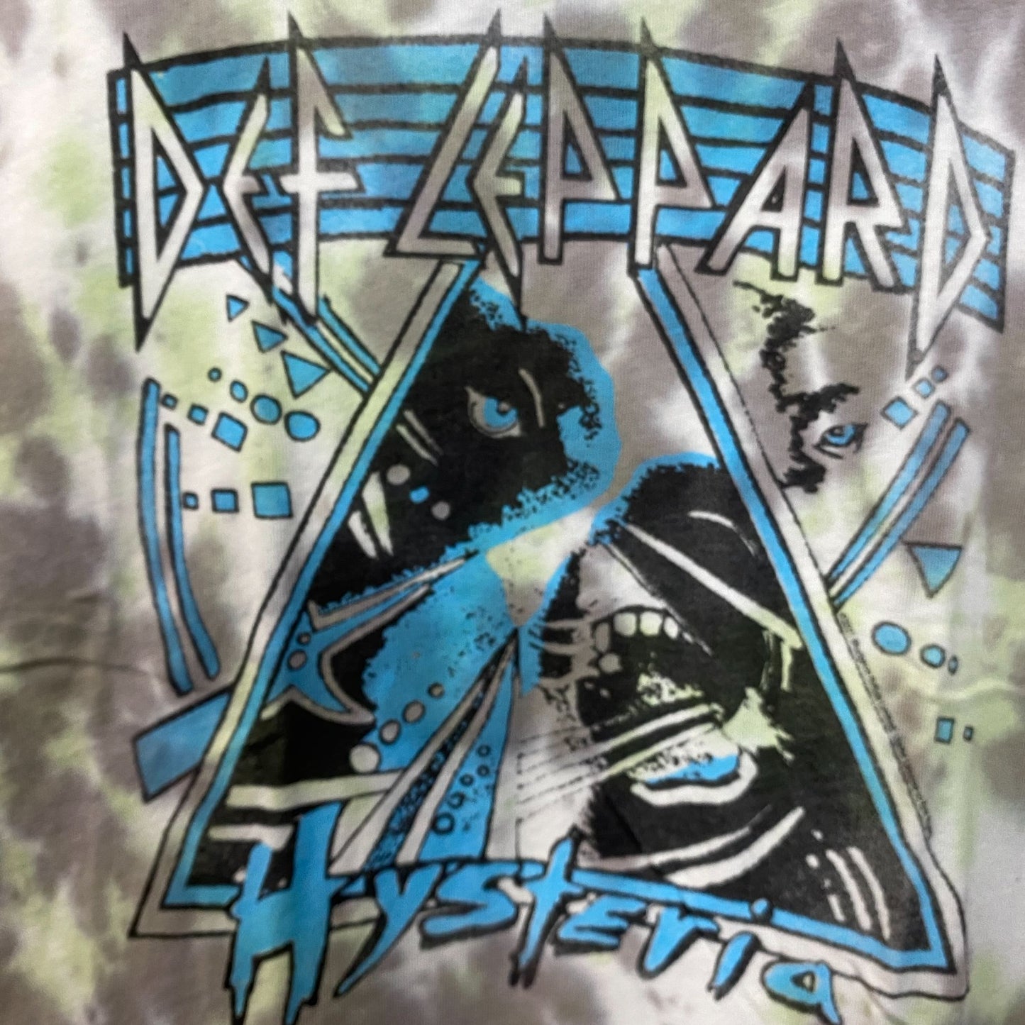 Def Leppard Hysteria Tie-Dye Graphic T-Shirt Medium