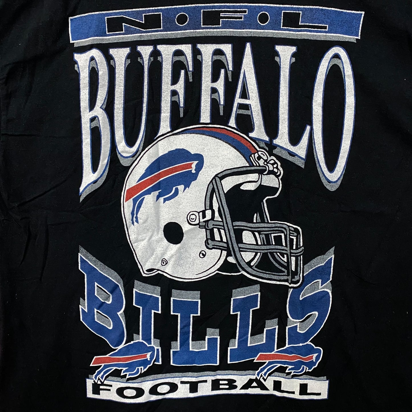 Junk Food Clothing NFL Buffalo Bills Helmet Logo Football Flea Market T-Shirt S/M
