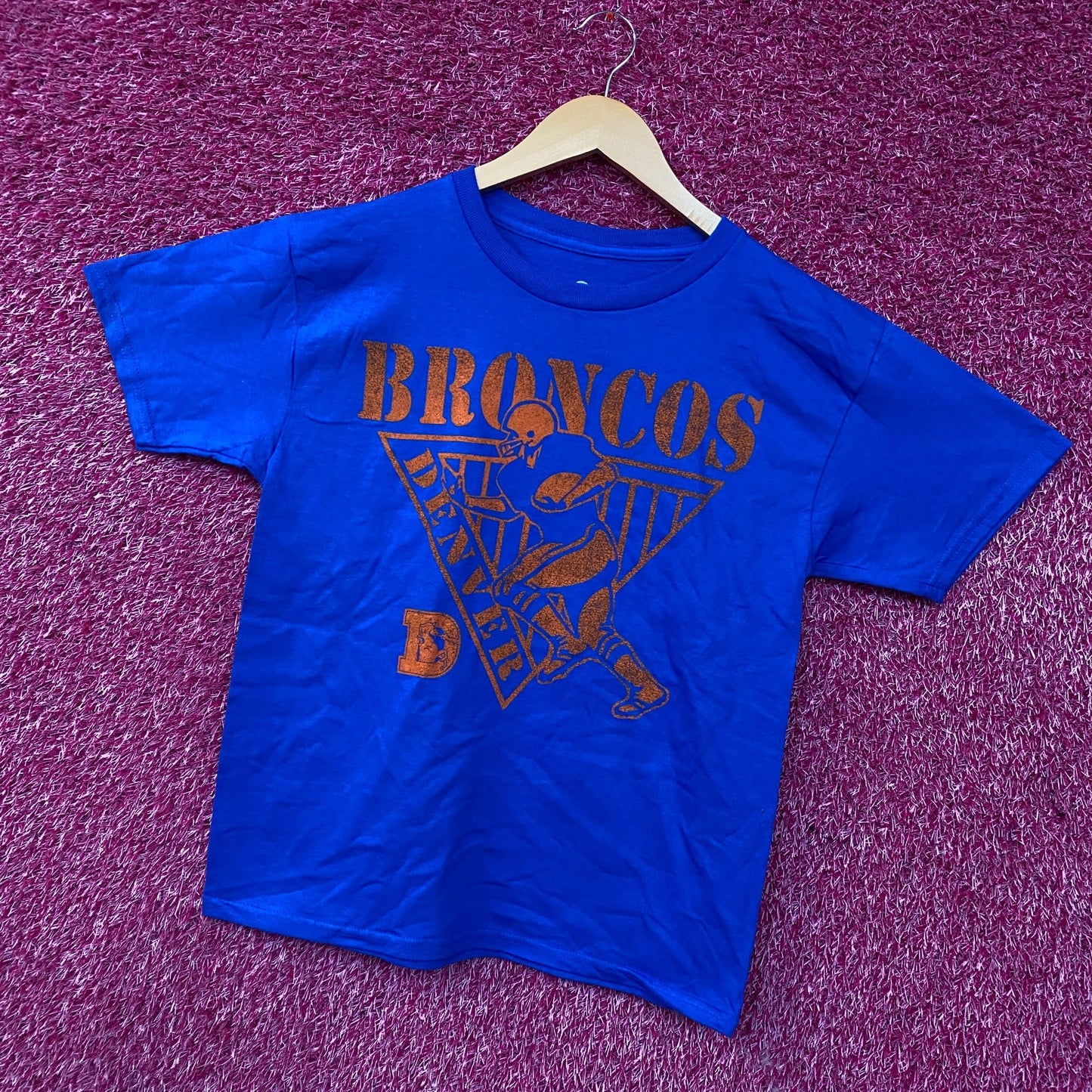 Junk Food Clothing Denver Broncos Graphic T-shirt Large
