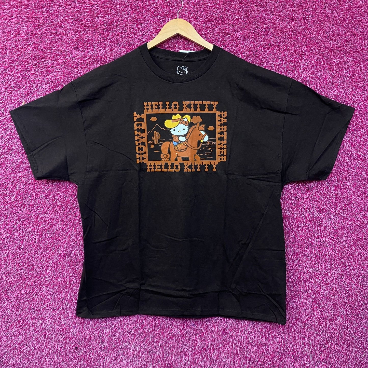 Sanrio Hello Kitty Desert Rodeo Howdy Partner Cute Graphic T-Shirt XL