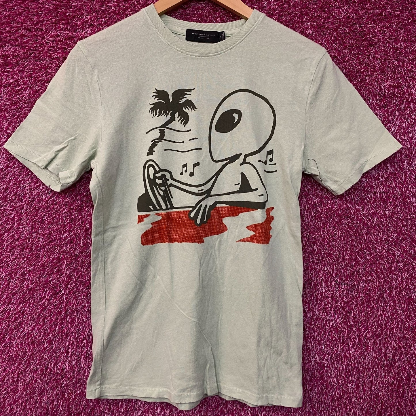 Junk Food Clothing Alien Driving Vintage Style Tee XS