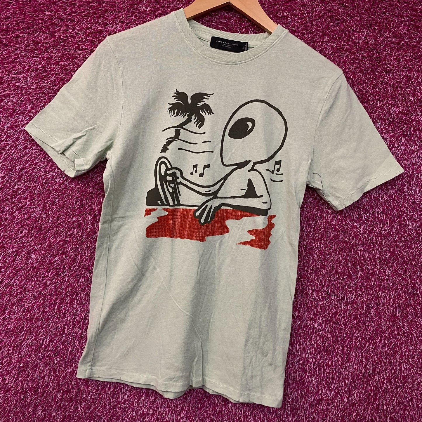 Junk Food Clothing Alien Driving Vintage Style Tee XS