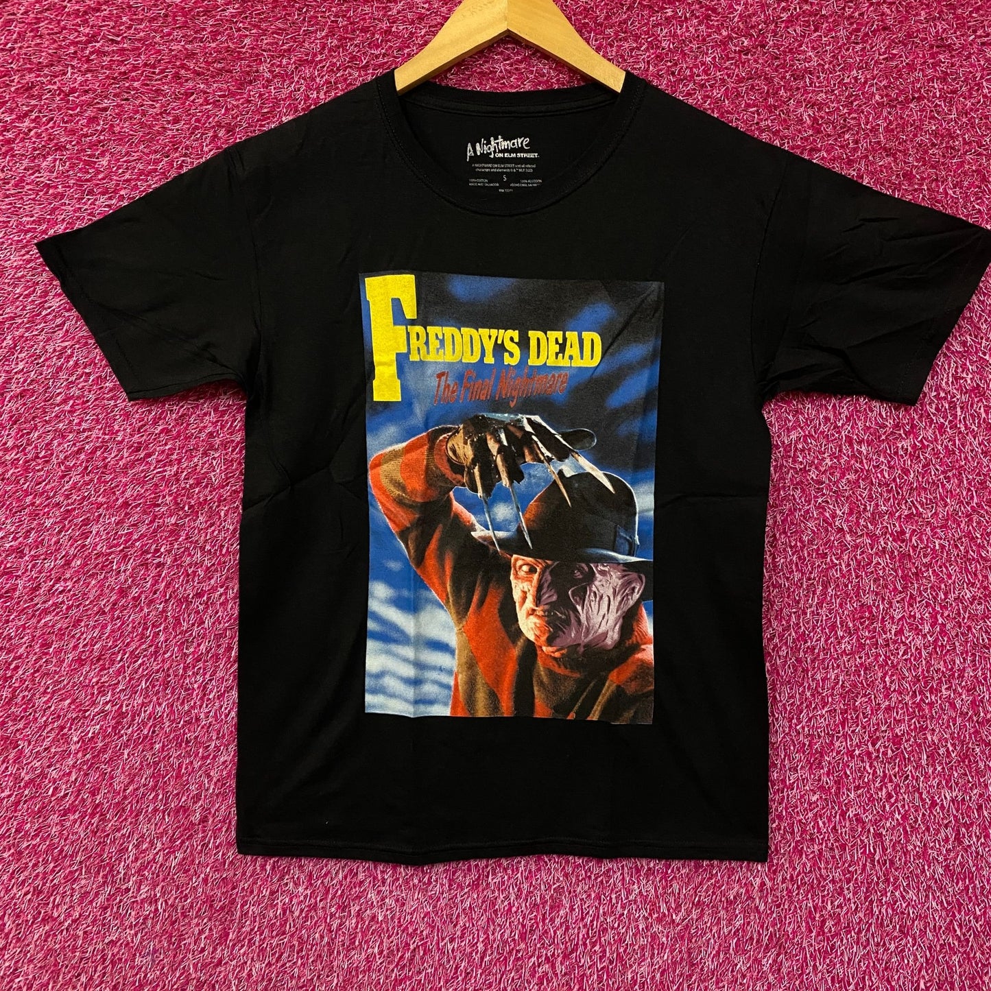 A Nightmare On Elm Street Freddy's Dead Final Nightmare T-Shirt Small