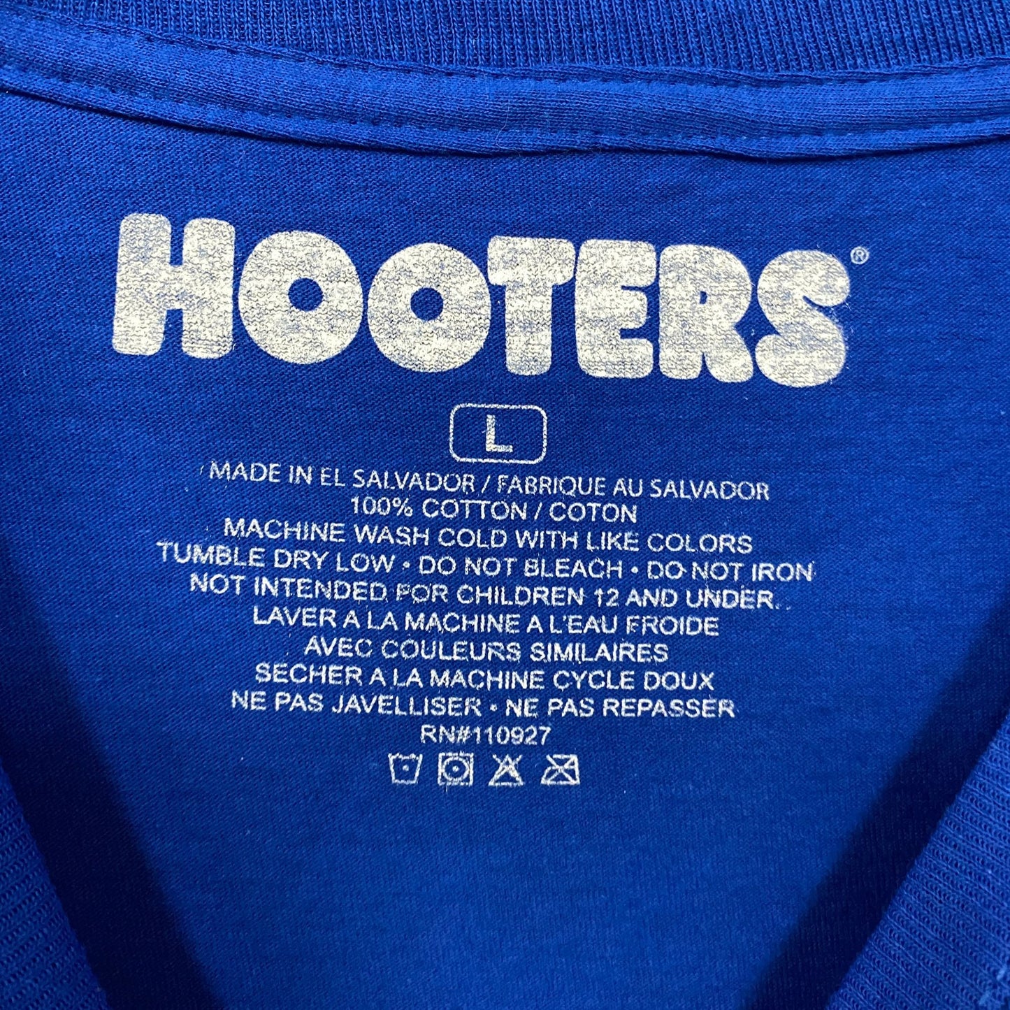 Hooters Delightfully Tacky Racing 83 Watch The Curves T-shirt Large