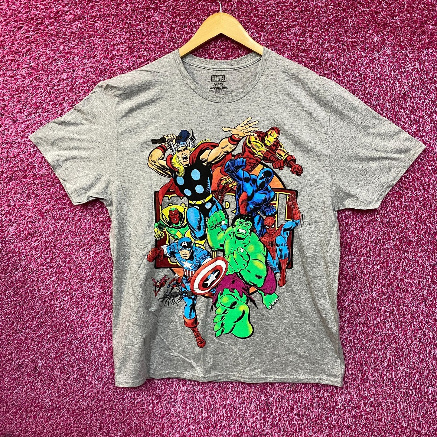 Marvel Avenger Classic Comic Design T-Shirt XL