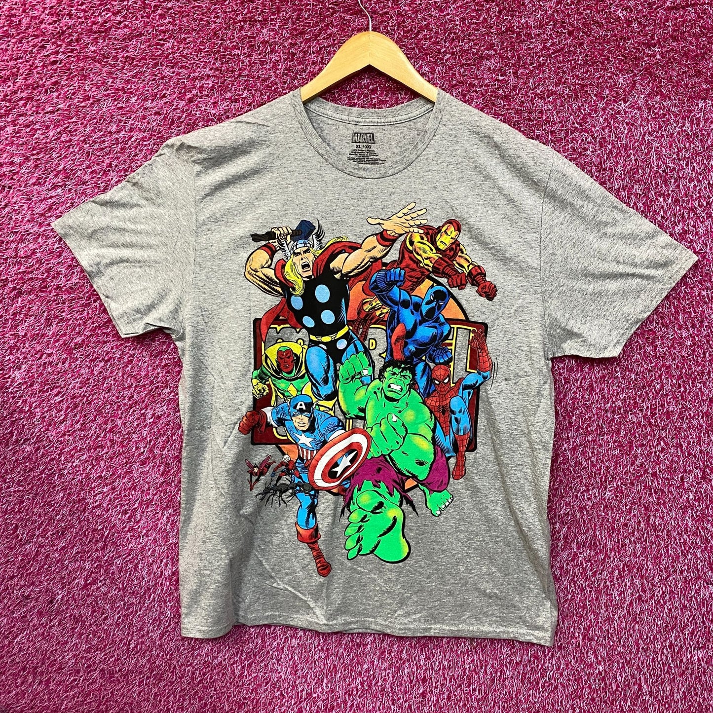 Marvel Avenger Classic Comic Design T-Shirt XL