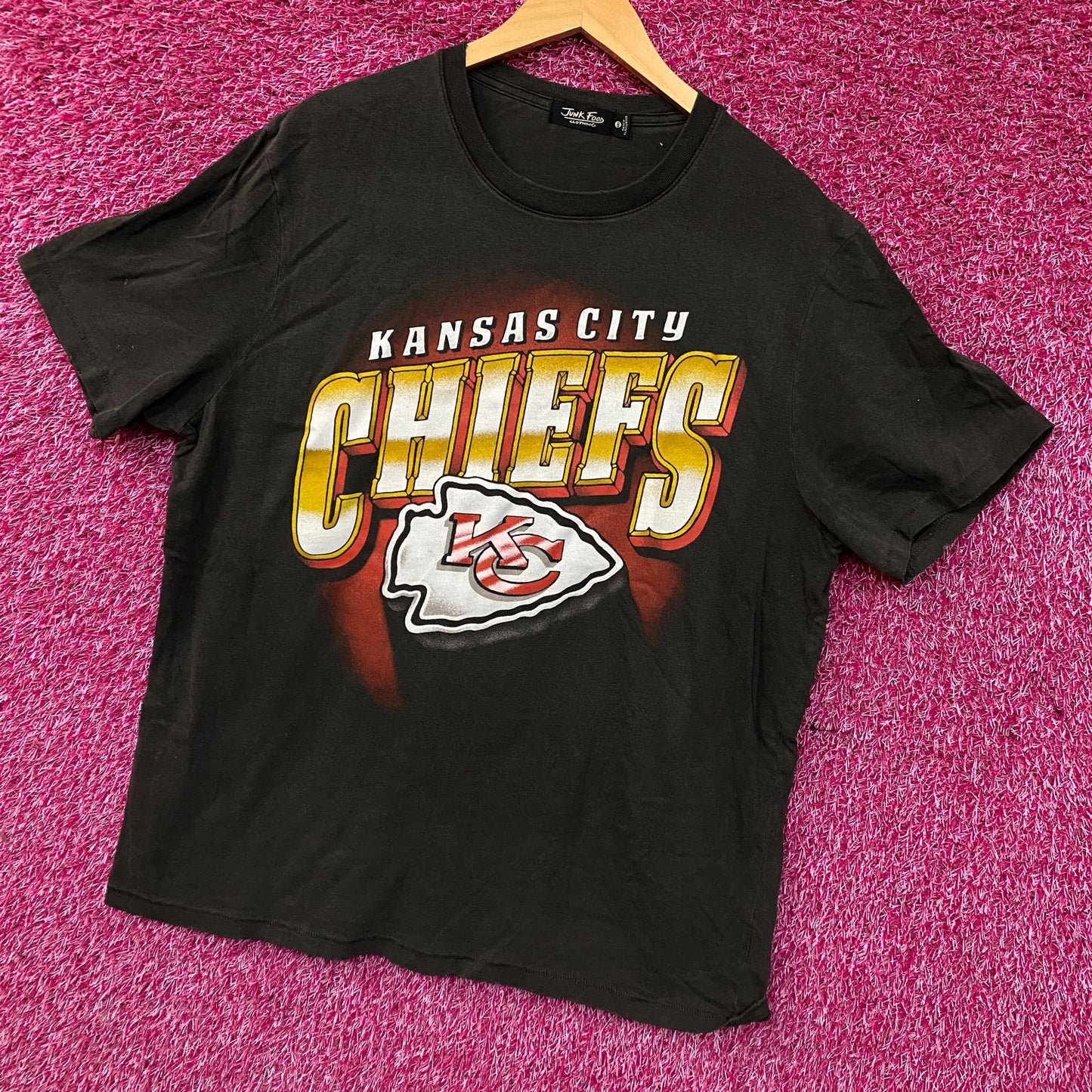 Junk Food Clothing Kansas City Chiefs Women's Graphic T-Shirt 2XL