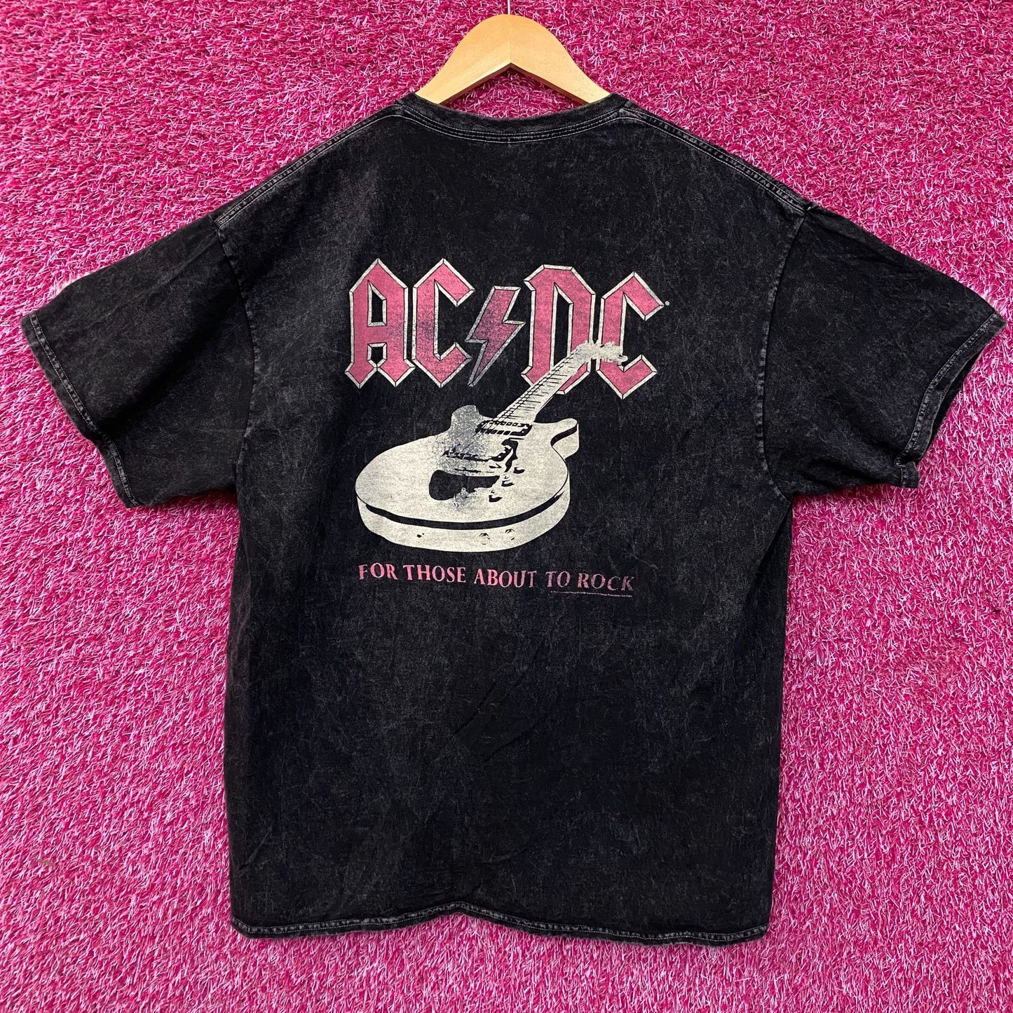 Junk Food AC/DC For Those About to Rock Guitar Graphic Tee Large
