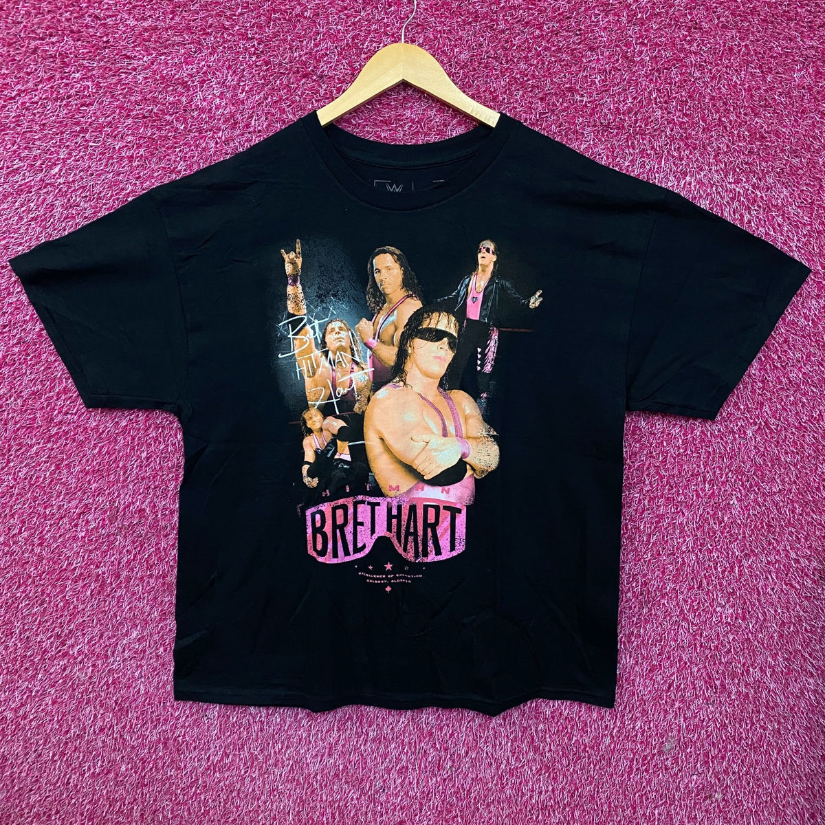 WWE Bret "The Hit Man" Hart Graphic T-Shirt Large