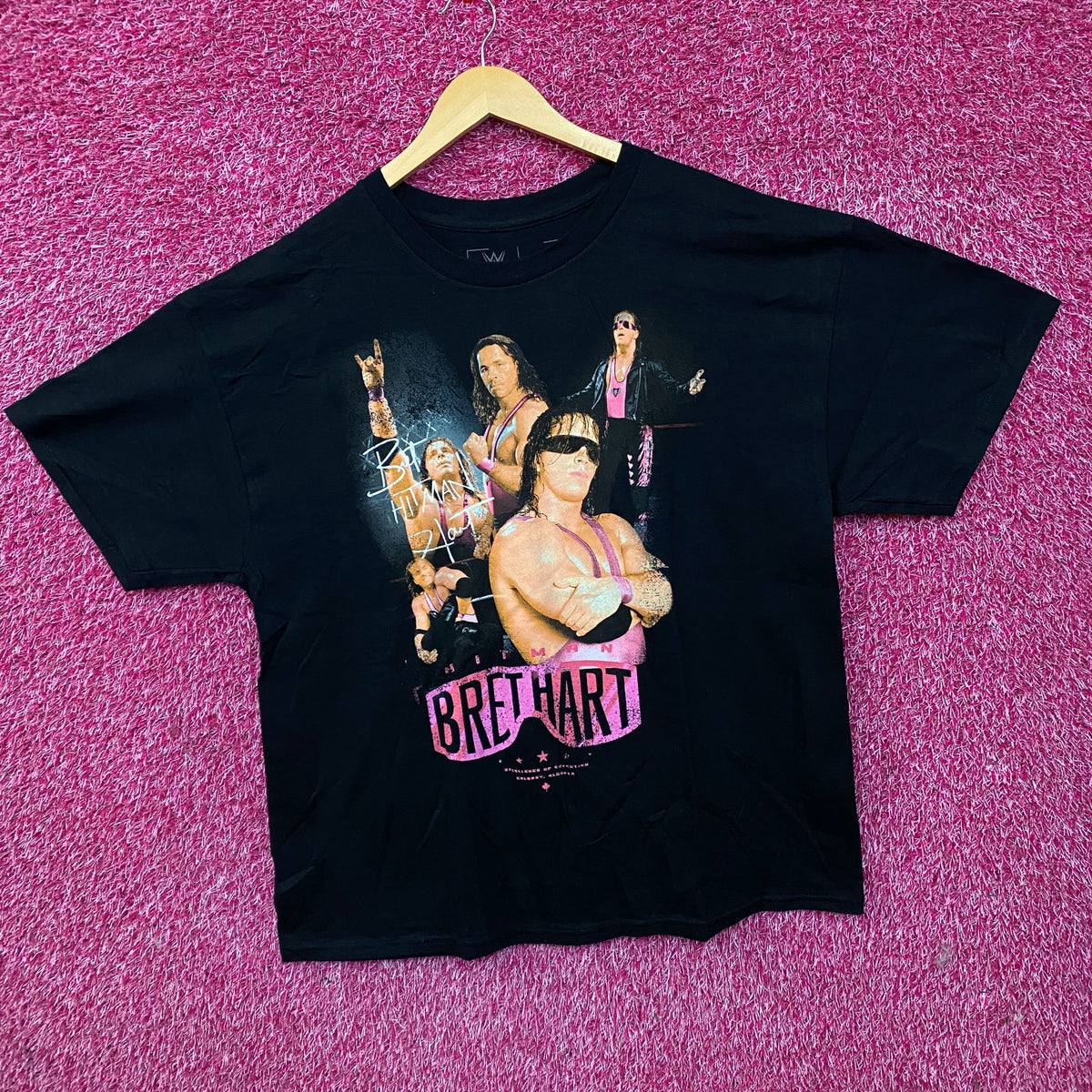 WWE Bret "The Hit Man" Hart Graphic T-Shirt Large