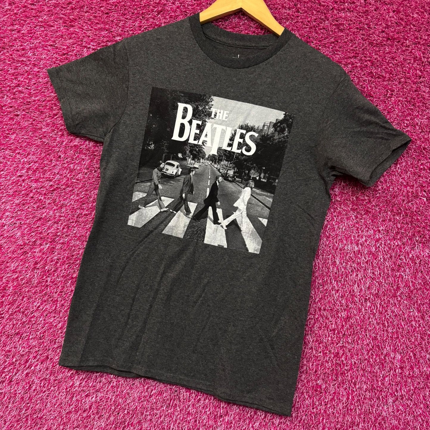 The Beatles Abbey Road Crossing Graphic Design T-Shirt Small