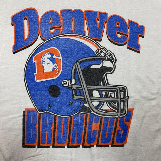 Junk Food NFL Denver Broncos Throwback Helmet Logo T- Shirt 2XL