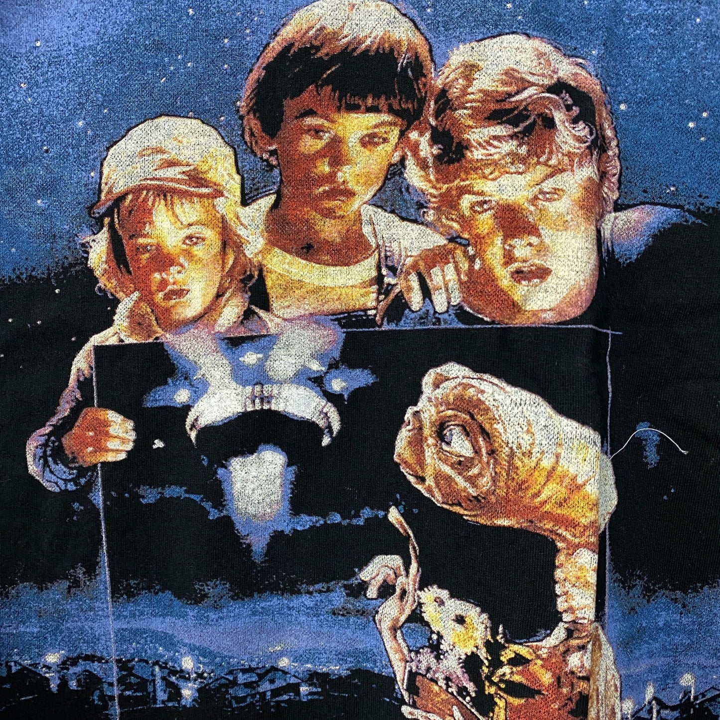 Junk Food E.T. Extra-Terrestrial Graphic Photograph T-Shirt Large