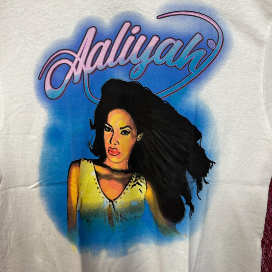 Aaliyah Queen Of RnB Airbrush Tshirt size Medium