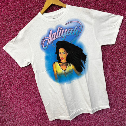 Aaliyah Queen Of RnB Airbrush Tshirt size Medium